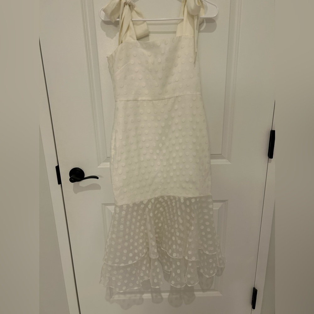 Day Keeper Midi Dress in White - Picture 2 of 2